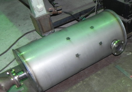 Silencer for autoclave