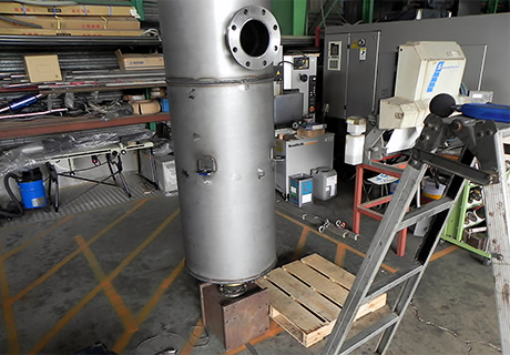 産業用消音器(蒸気大気開放消音器)
